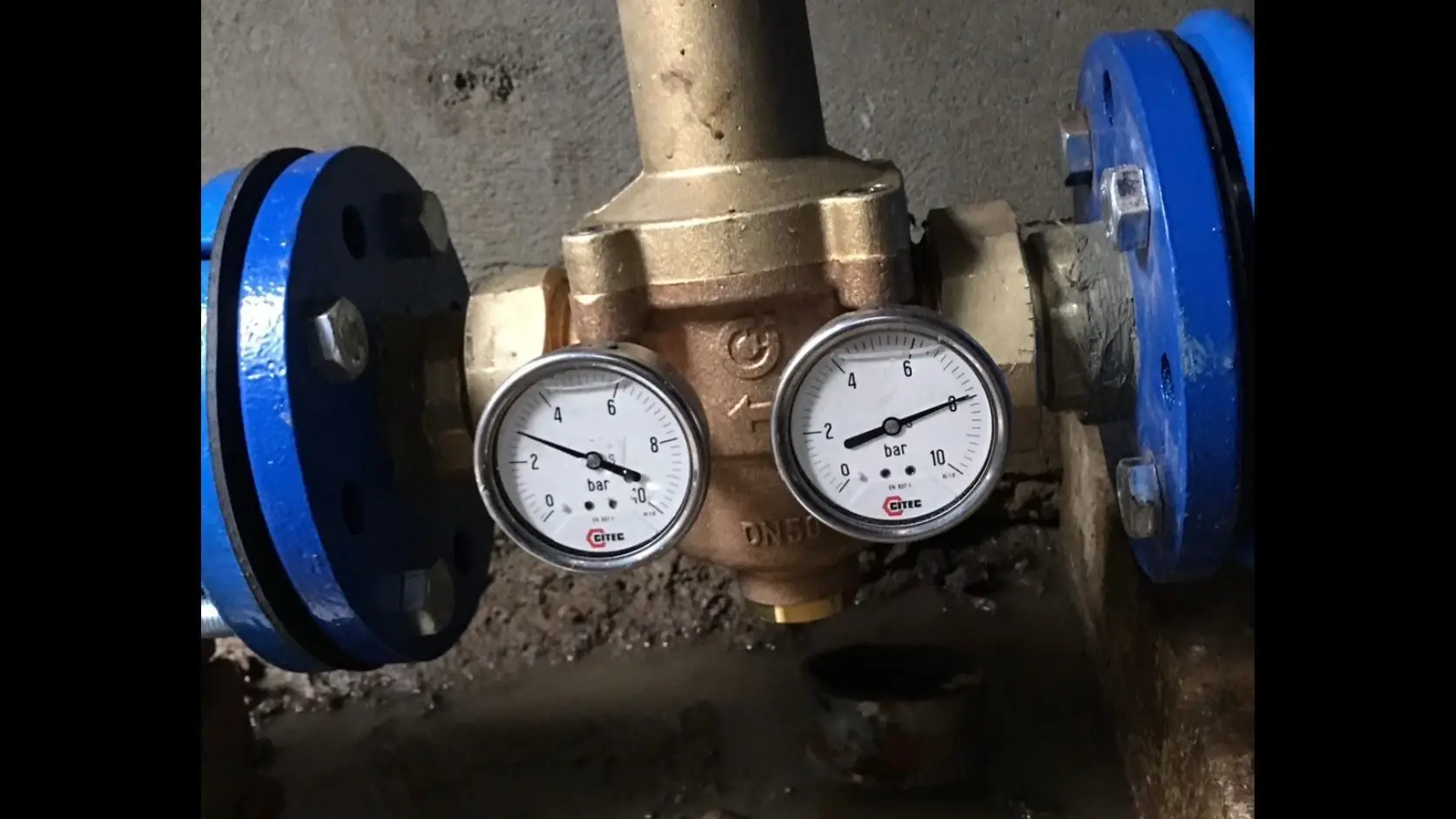 ACCESSOIRES RÉSEAUX D'EAU 7